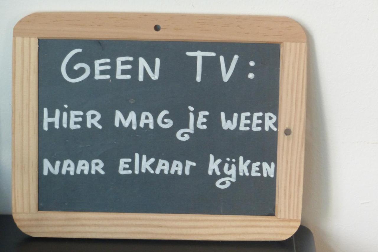 Slaaphuisje Het Vliegend Varken Genk Exterior foto
